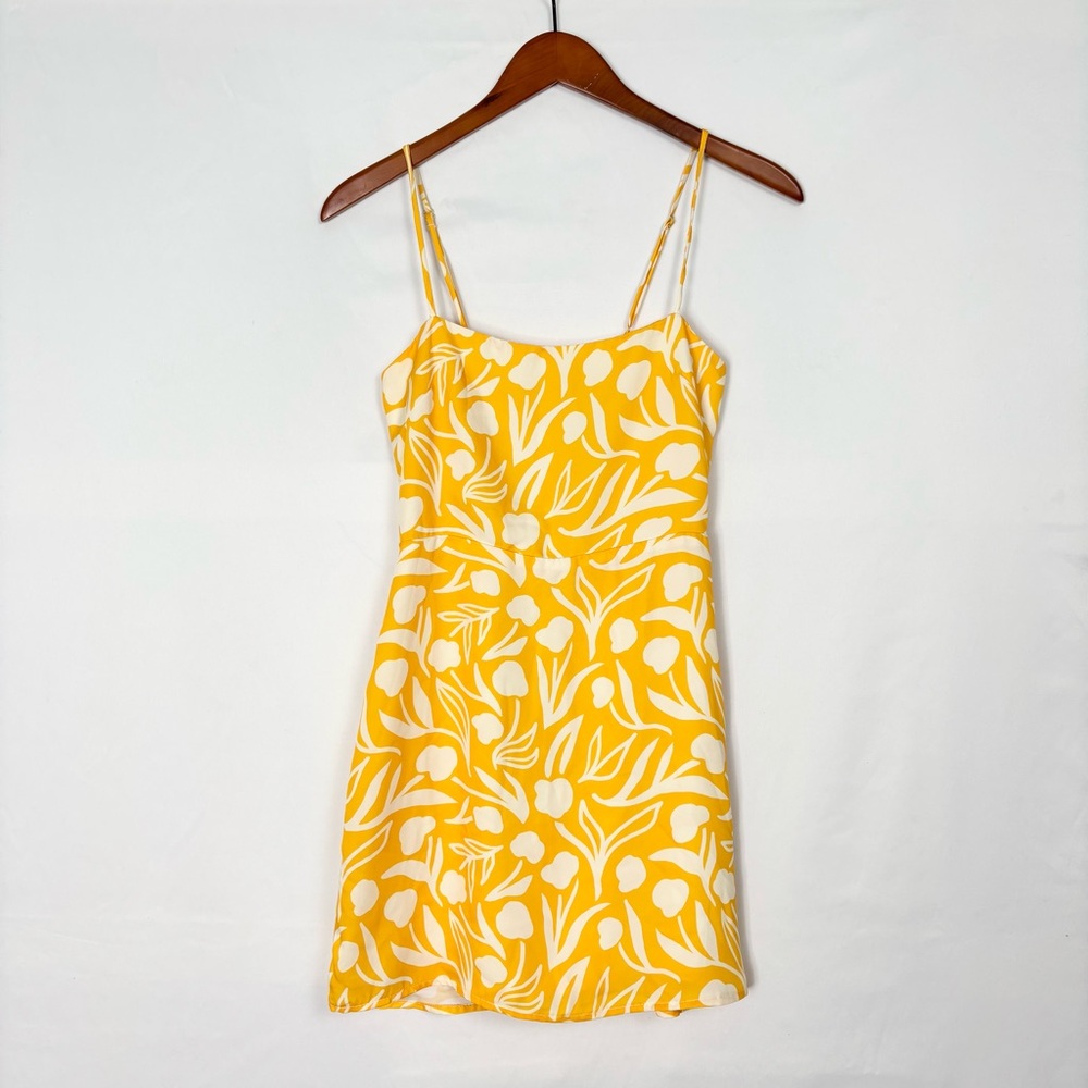 RESA Floral Mini Dress Yellow White Size XS Smocked Adjustable‎ USA